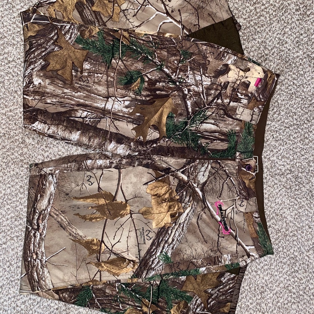 Realtree Camo Pants Like New Large